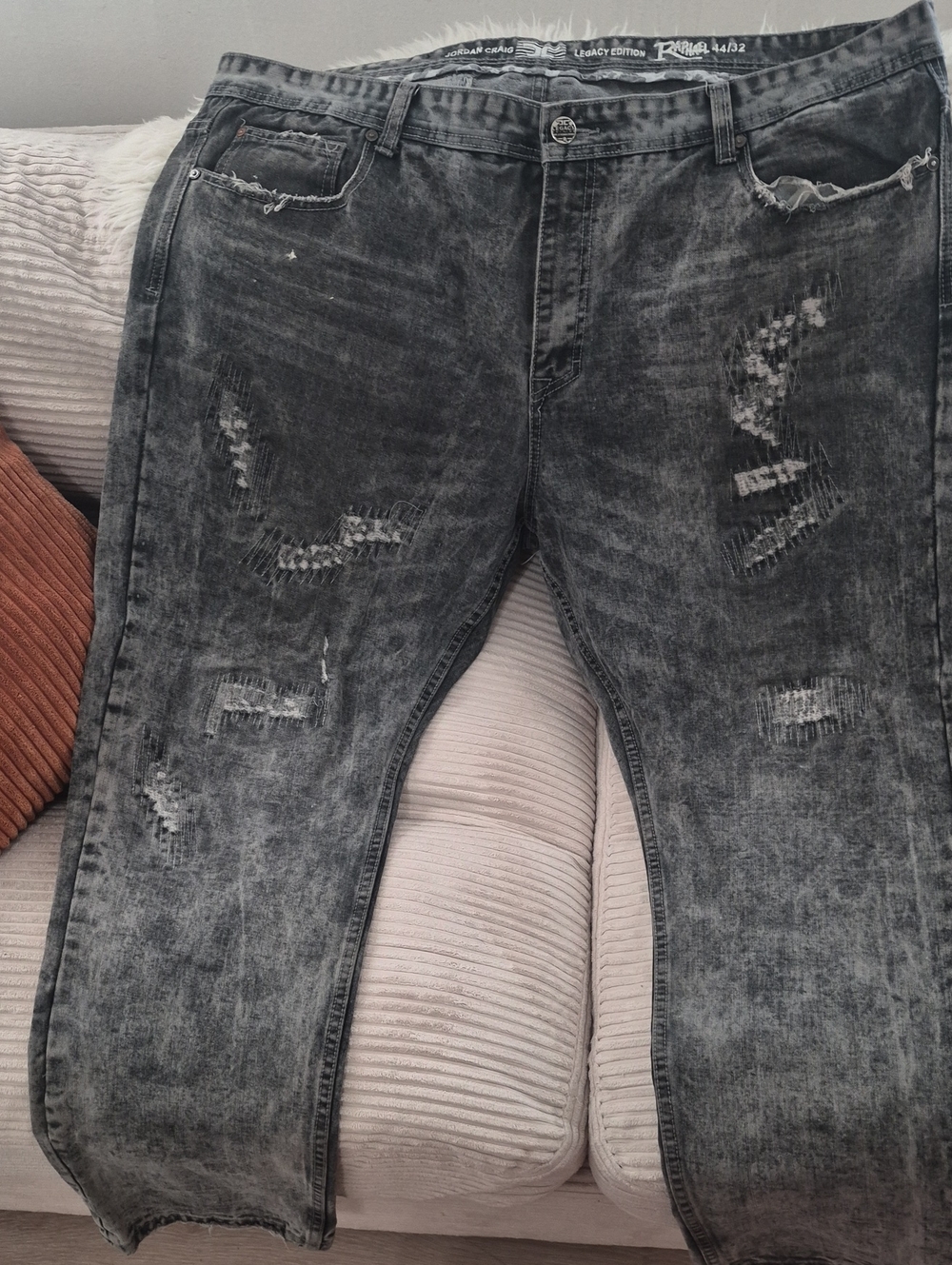 Jordan Craig Men's Distressed Washed Black Jeans